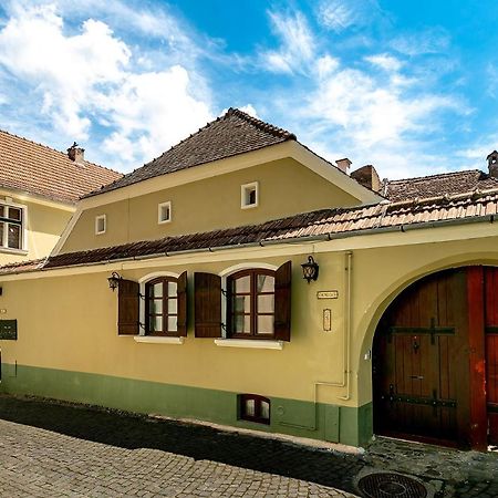 Casa Joseph Haydn Hotel Sighisoara Exterior photo