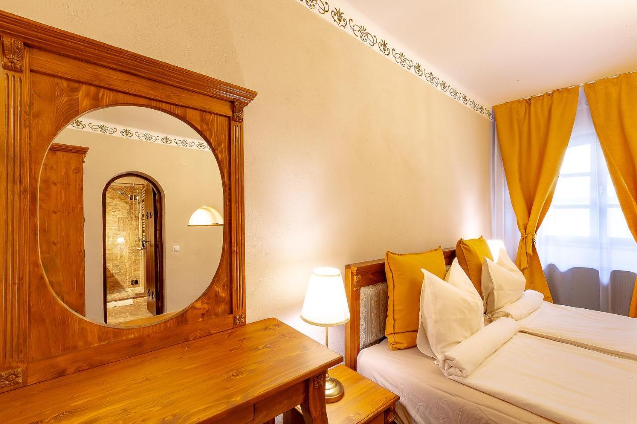 Casa Joseph Haydn Hotel Sighisoara Exterior photo
